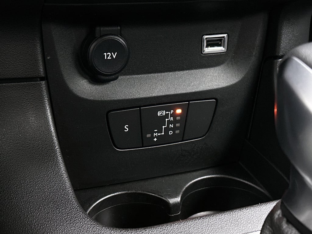 Citroen C3 110 pk automaat feel edition | rijklaar | apple carplay / androi