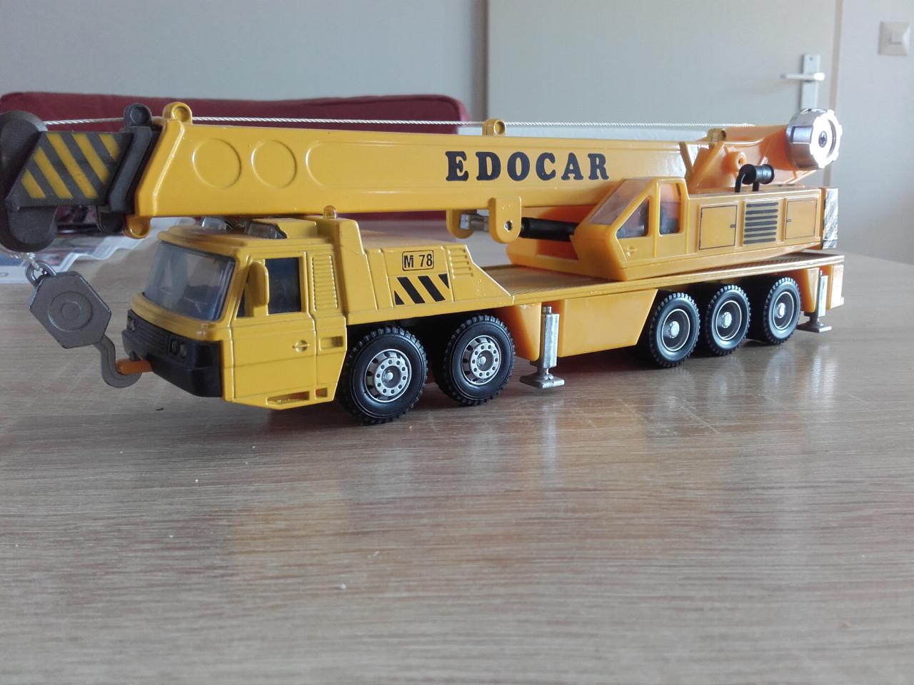 Grote hydro 100 tons? Hino? 1/50