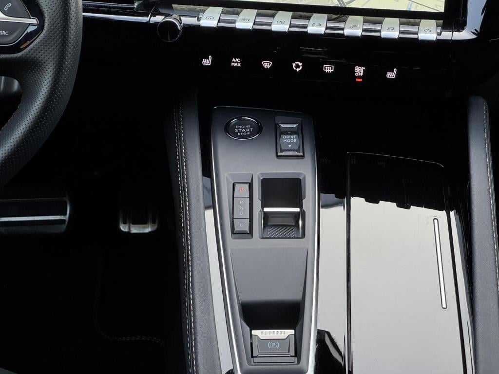 Peugeot 508 1.6 hybrid 180 gt nl-auto, nieuwstaat incl. afneembare trekhaak