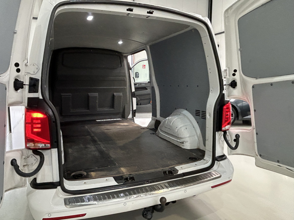 Volkswagen Transporter 2.0 tdi l2h1 bulli multivan pak.