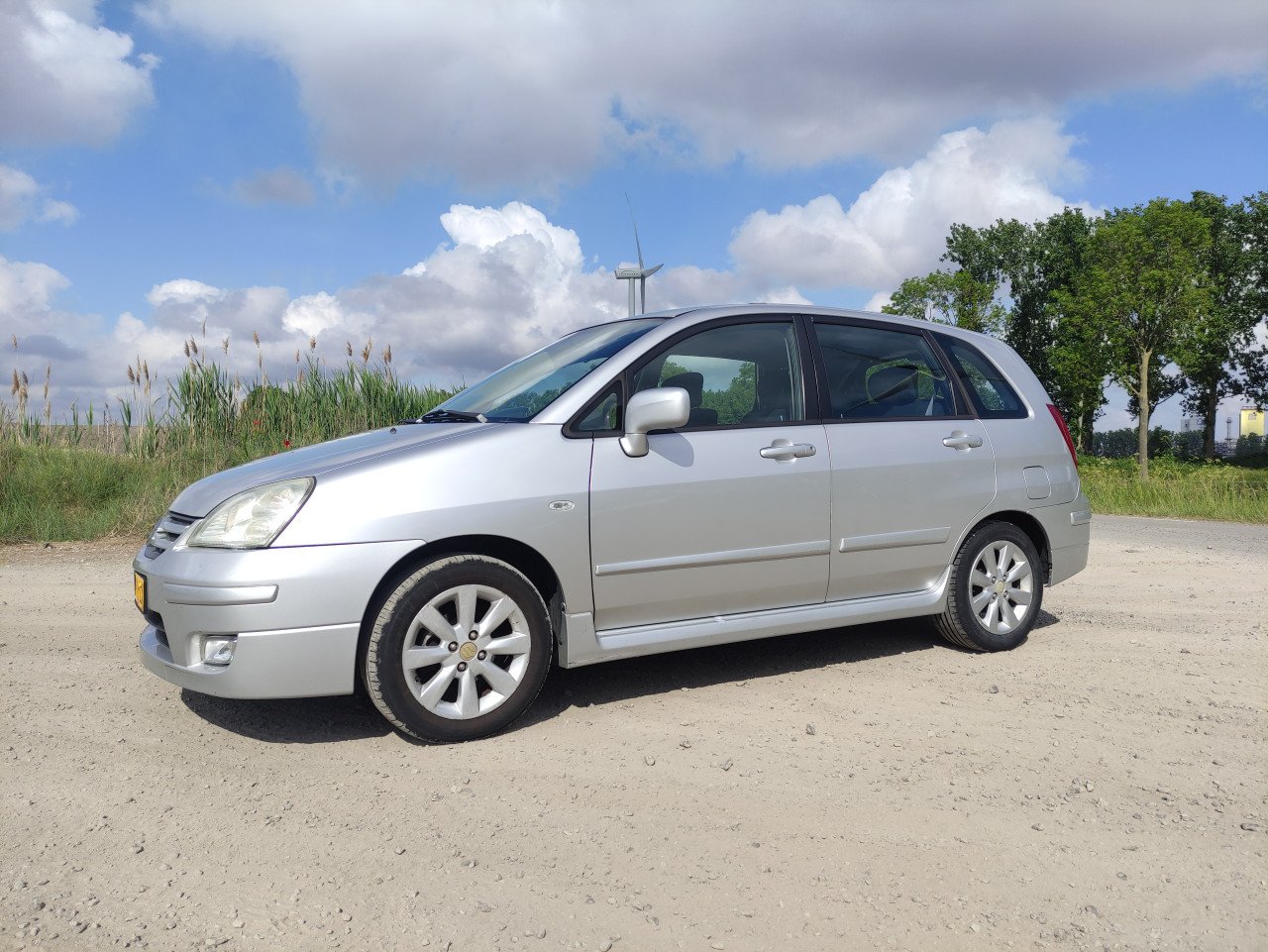 Suzuki 1.6 5deurs hatchback