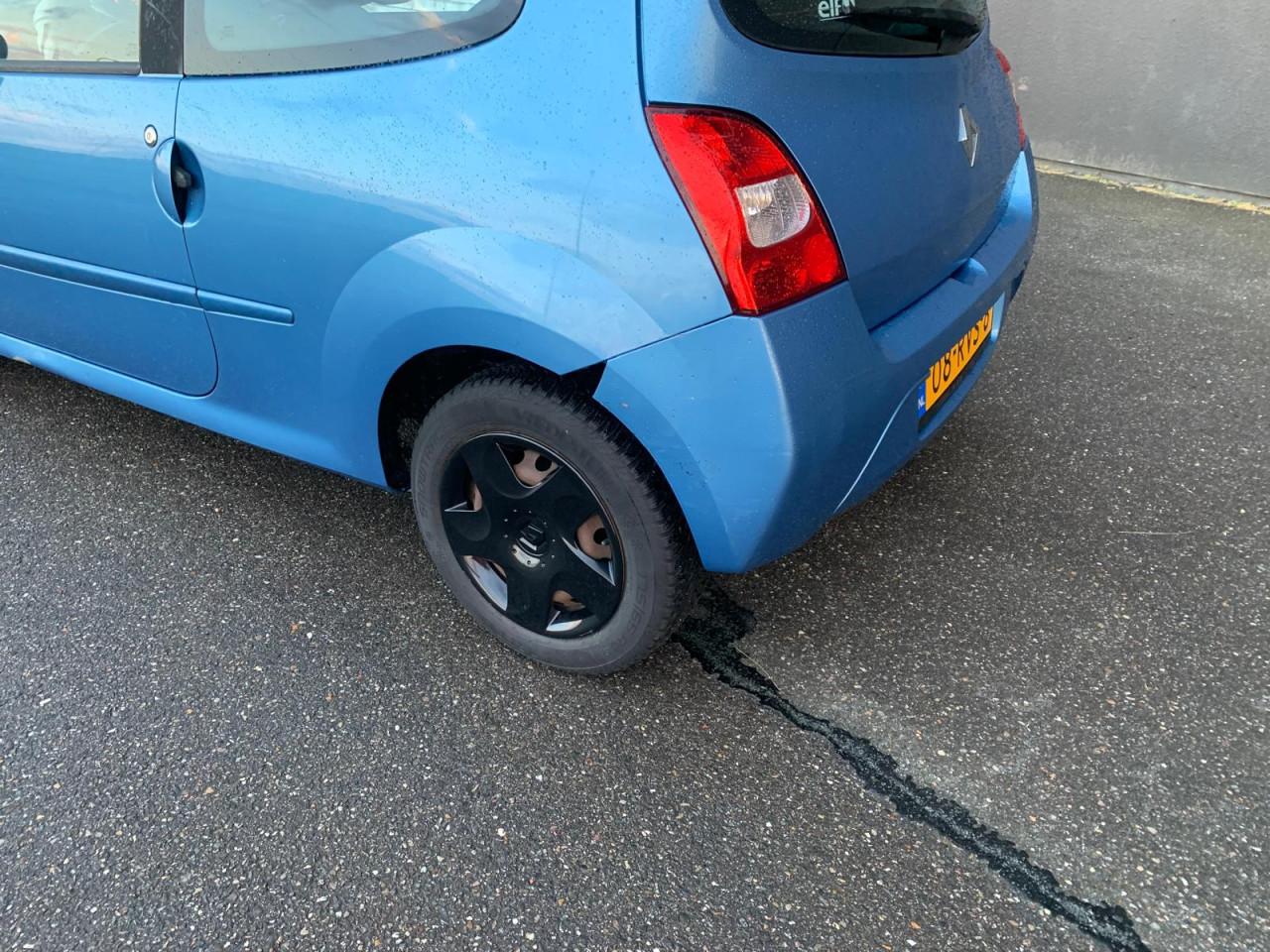Mooie blauwe Renault Twingo!
