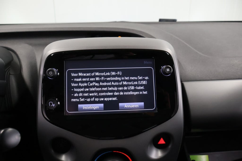 Toyota Aygo 1.0 vvt-i x-play ltd