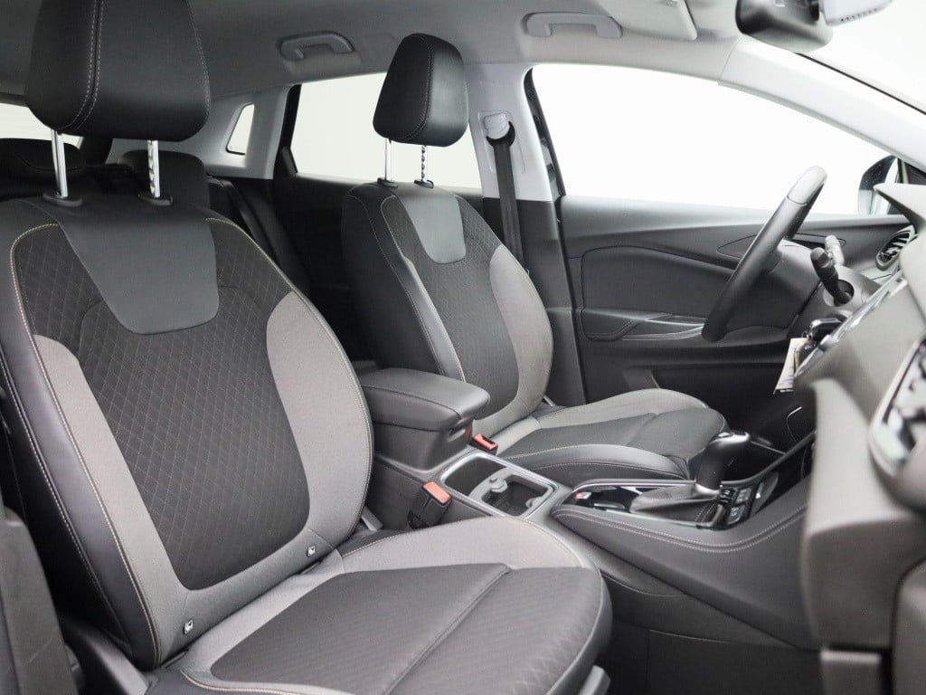 Opel Grandland X 1.2 turbo elegance | automaat | trekhaak | lmv | parkeer s