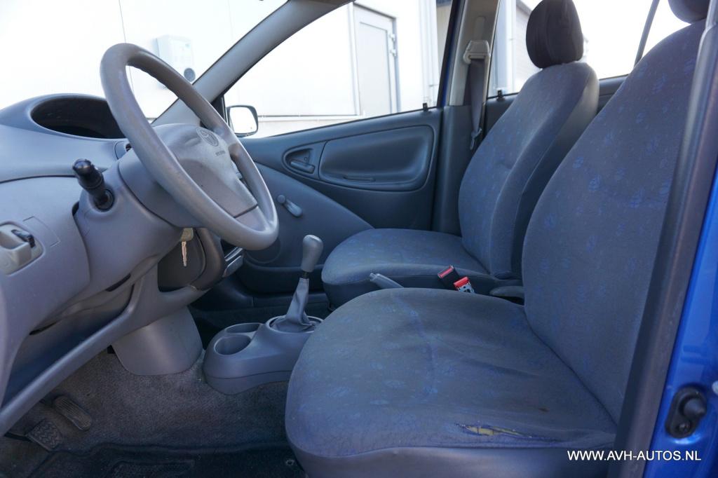 Toyota Yaris 1.0-16v vvt-i yorin