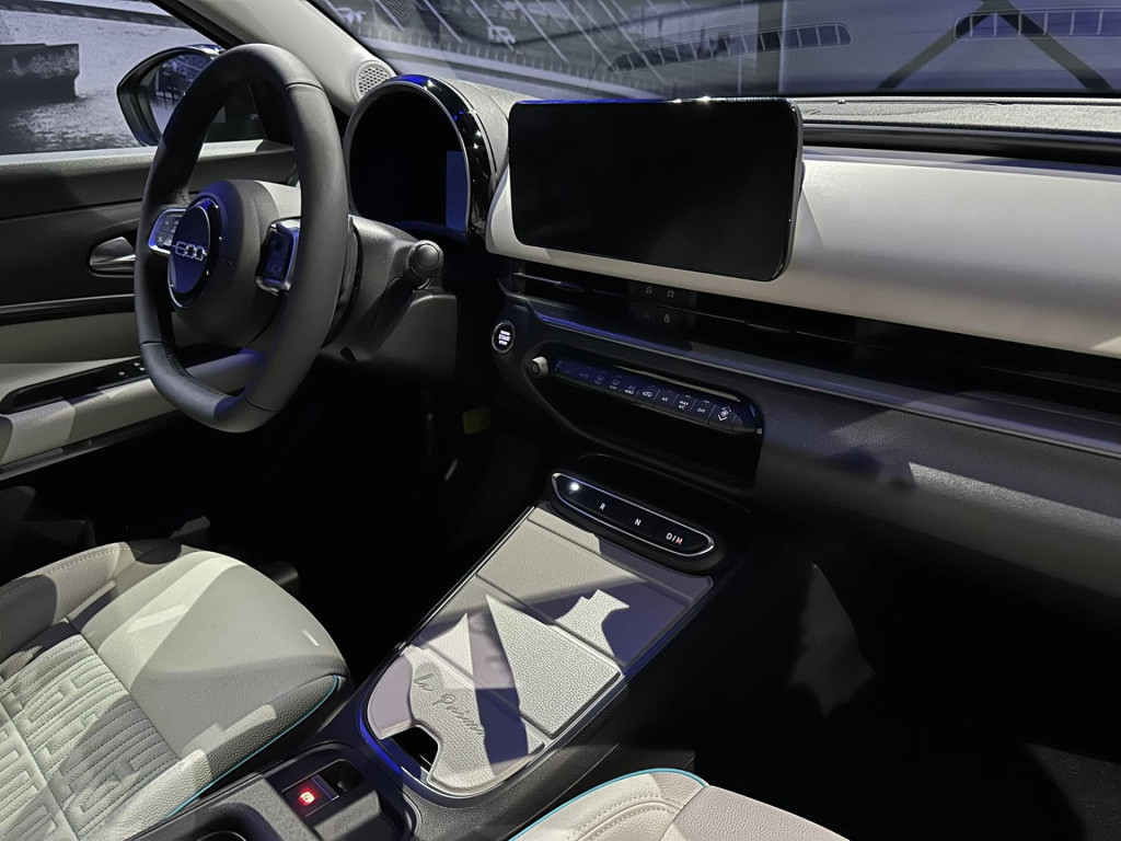 Fiat 600 1.2 hybrid 100 la prima