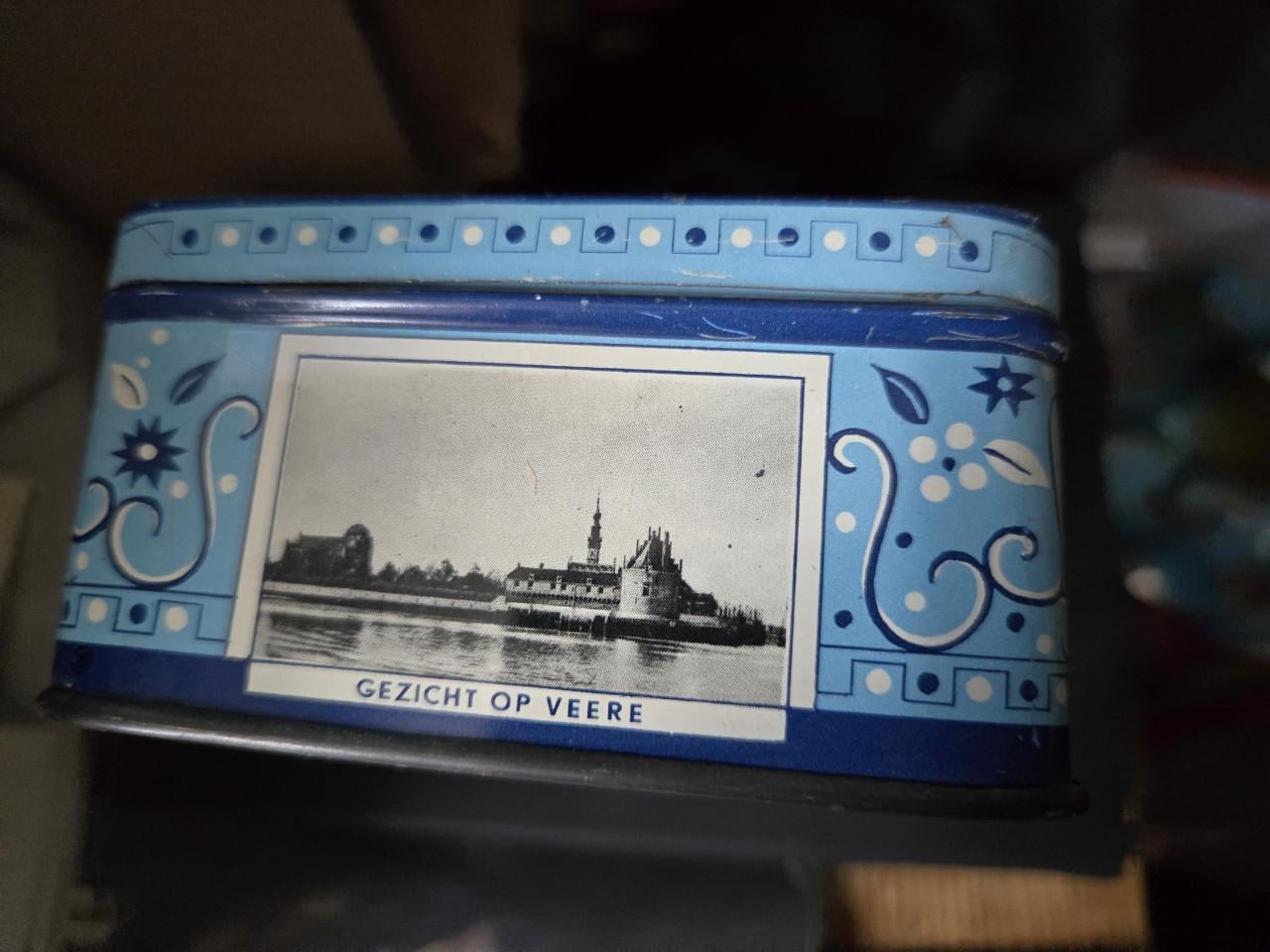Vintage blik van Zeeuwse Roomboter Babbelaars, . 12.5x9.5x5cm