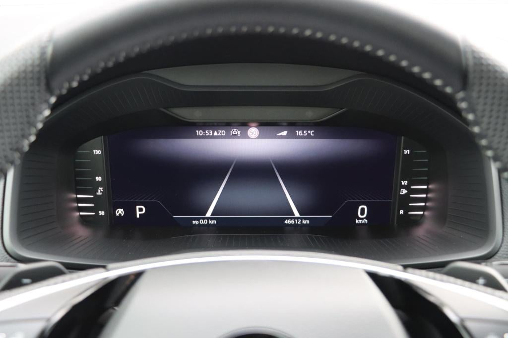 Skoda Karoq 1.5 tsi sportline 150pk dsg7 voor+achterbankverwarming | stuurv