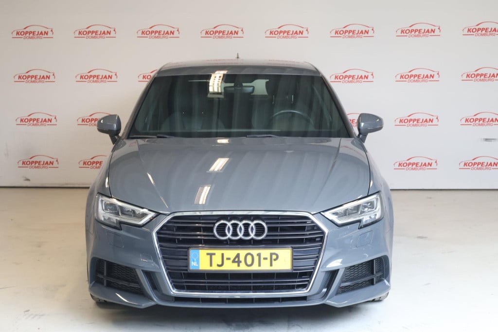 Audi A3 sportback 1.5 tfsi cod sport s line nl auto, cruise controle, led, 