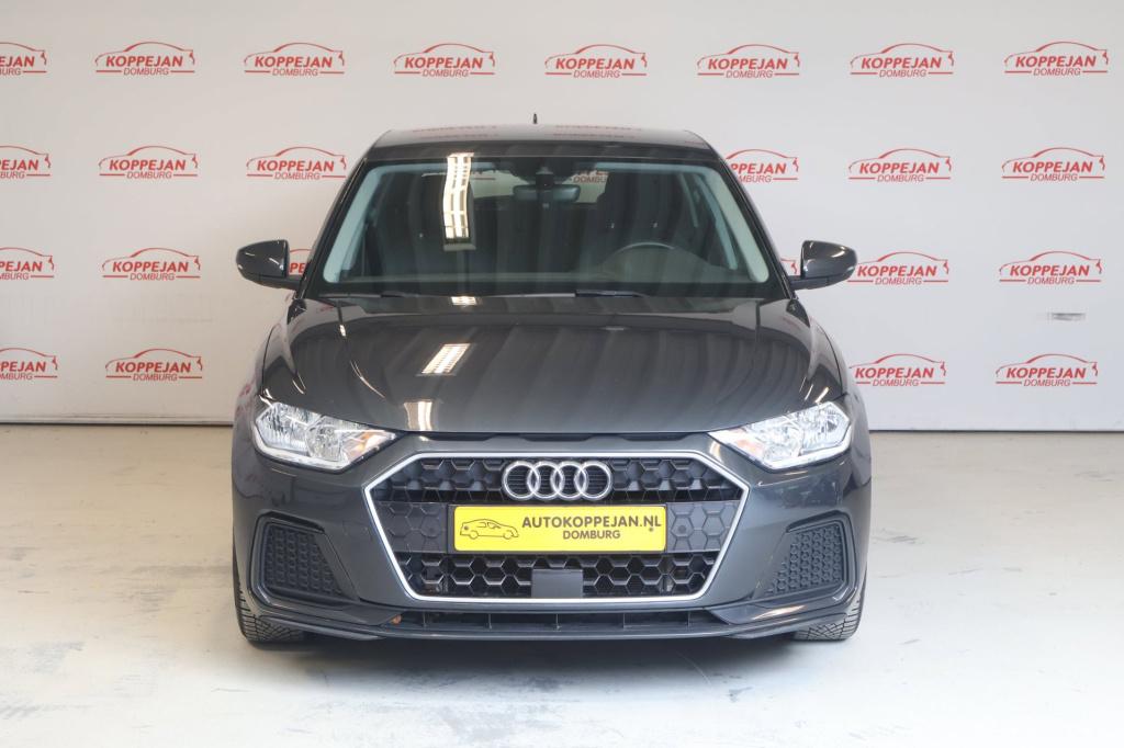 Audi A1 Sportback 25 tfsi advanced edition app connect, all season, pdc v+a
