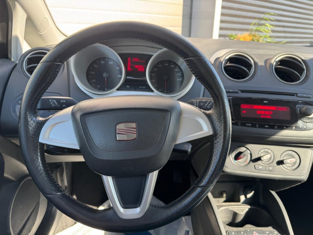 Seat Ibiza sc 1.6 reference/ vol jaar apk/airco/lichtmetaal/