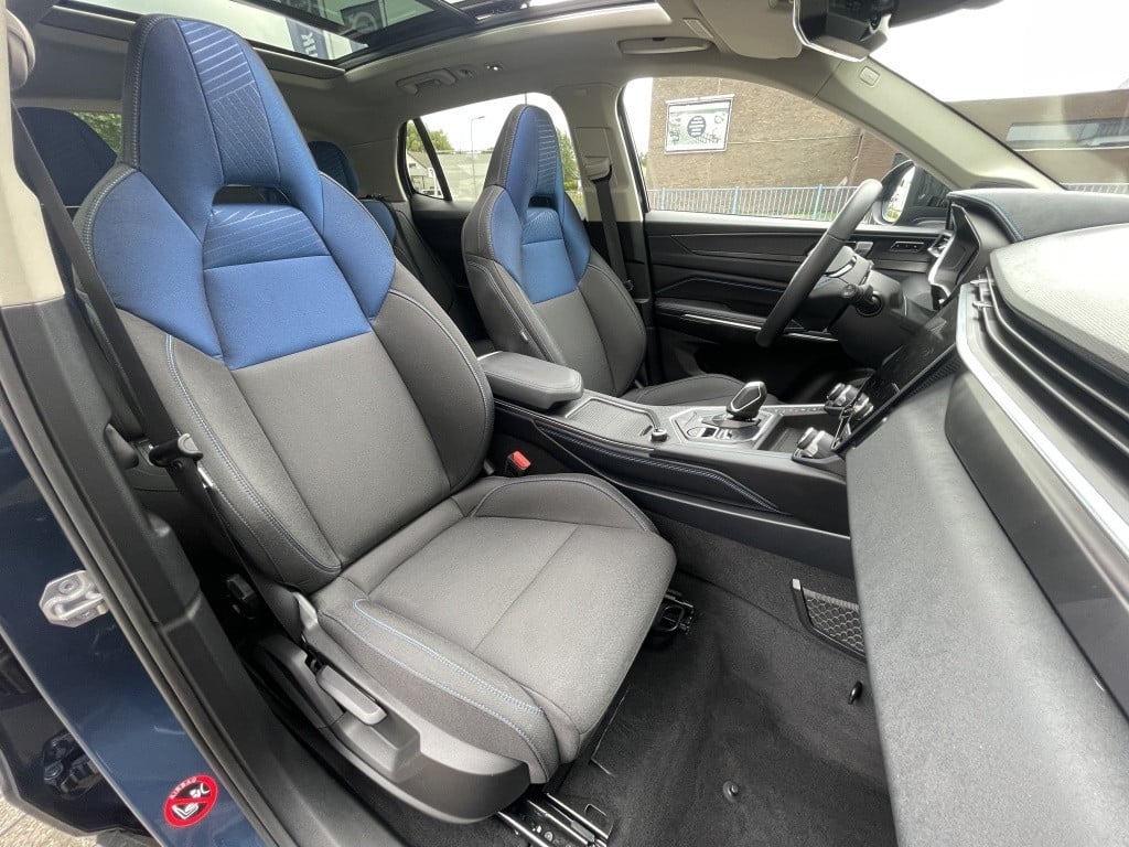 Lynk & Co 01 262pk plug-in hybride| panodak| adap.cruise| 360camera| keyles