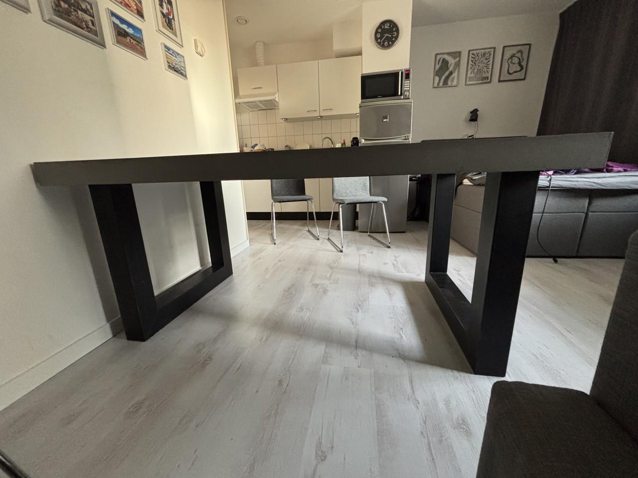 Meubelset betonlook (eetkamertafel, salontafel en tv meubel)