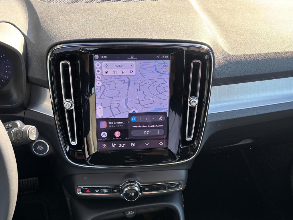 Volvo XC40 b4 197pk mild hybrid aut plus dark| 1e eigenaar|nl auto| rijklaa