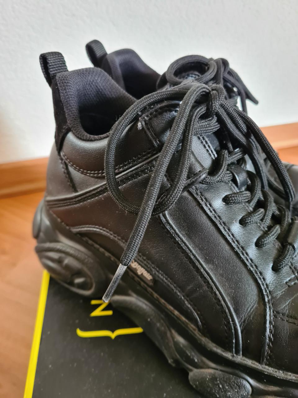 Buffalo schoenen maat 39