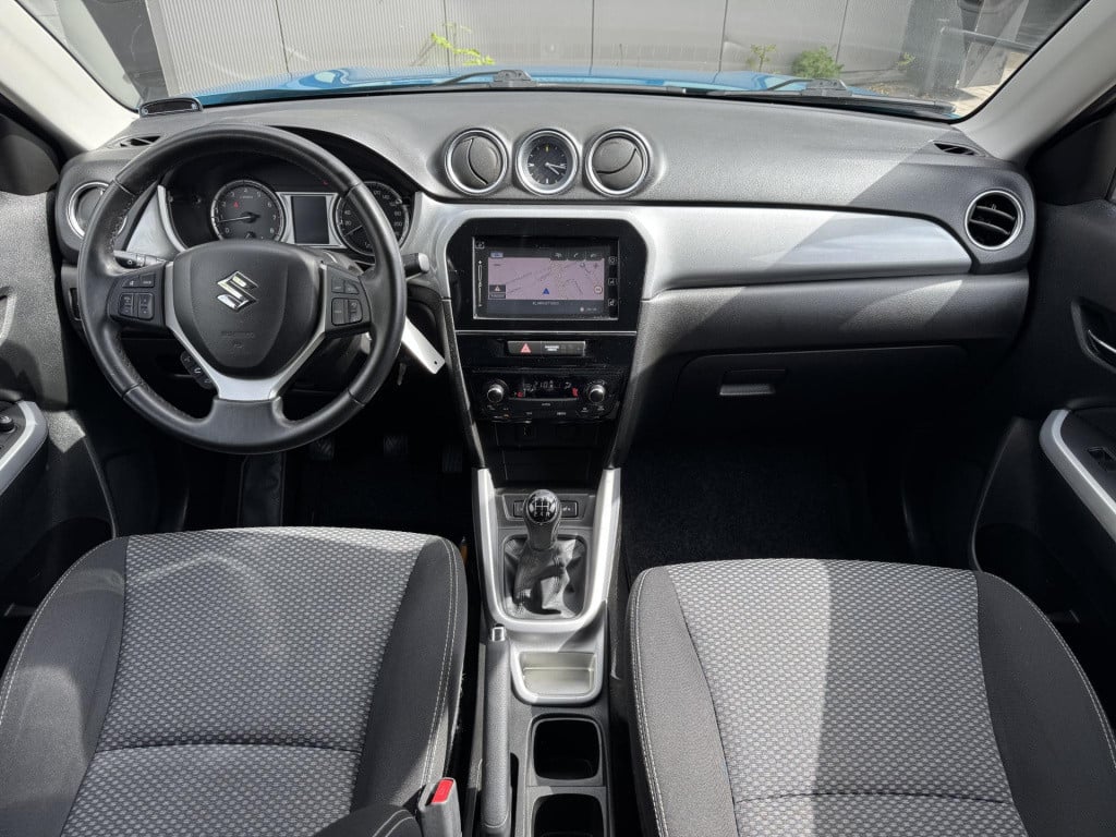Suzuki Vitara 1.6 exclusive | trekhaak afneembaar | navigatie | camera | st