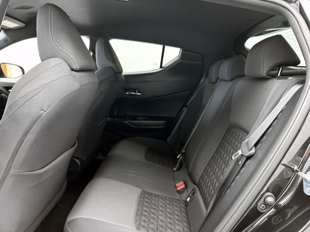Toyota C-hr 1.8 hybrid style | nl auto | blindspot monitor | navigatie | pa