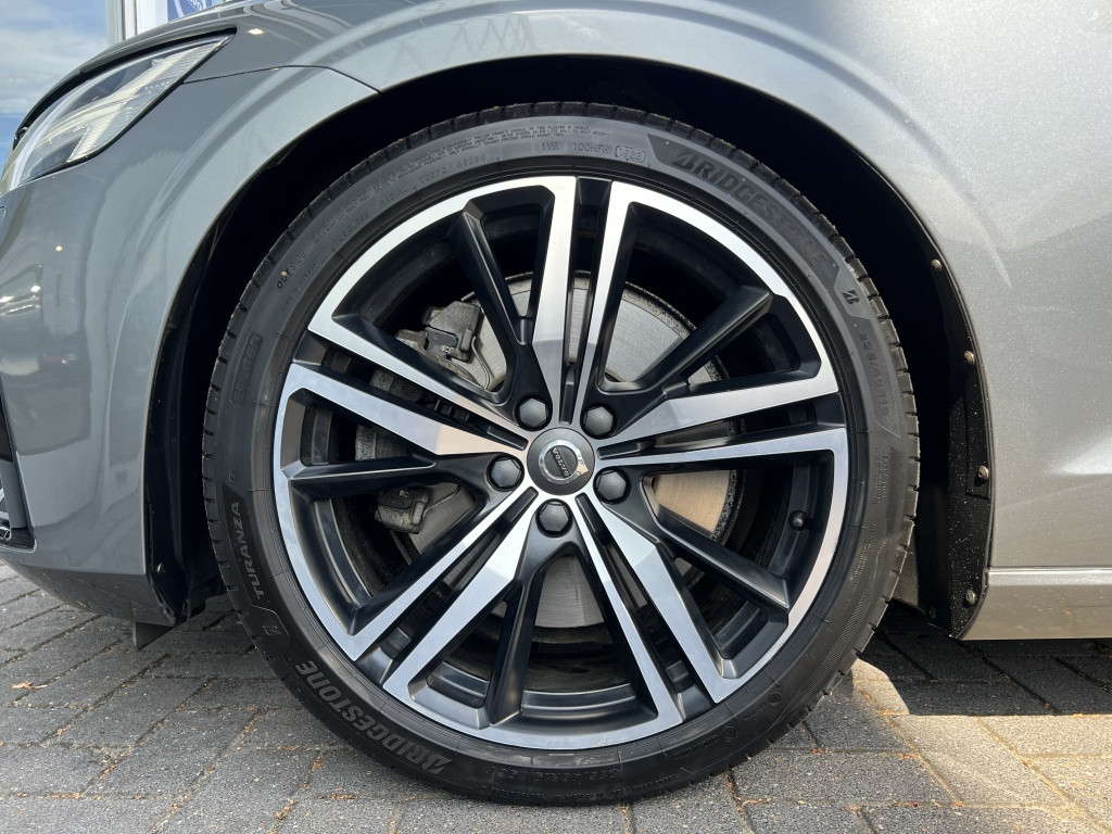 Volvo S60 t5 254pk aut8 r-design| panodak| adap.cruise| trekhaak| camera