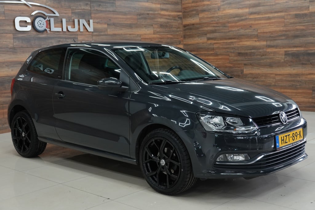 Volkswagen Polo 1.0 trendline | pdc | airco | navi | 17" |