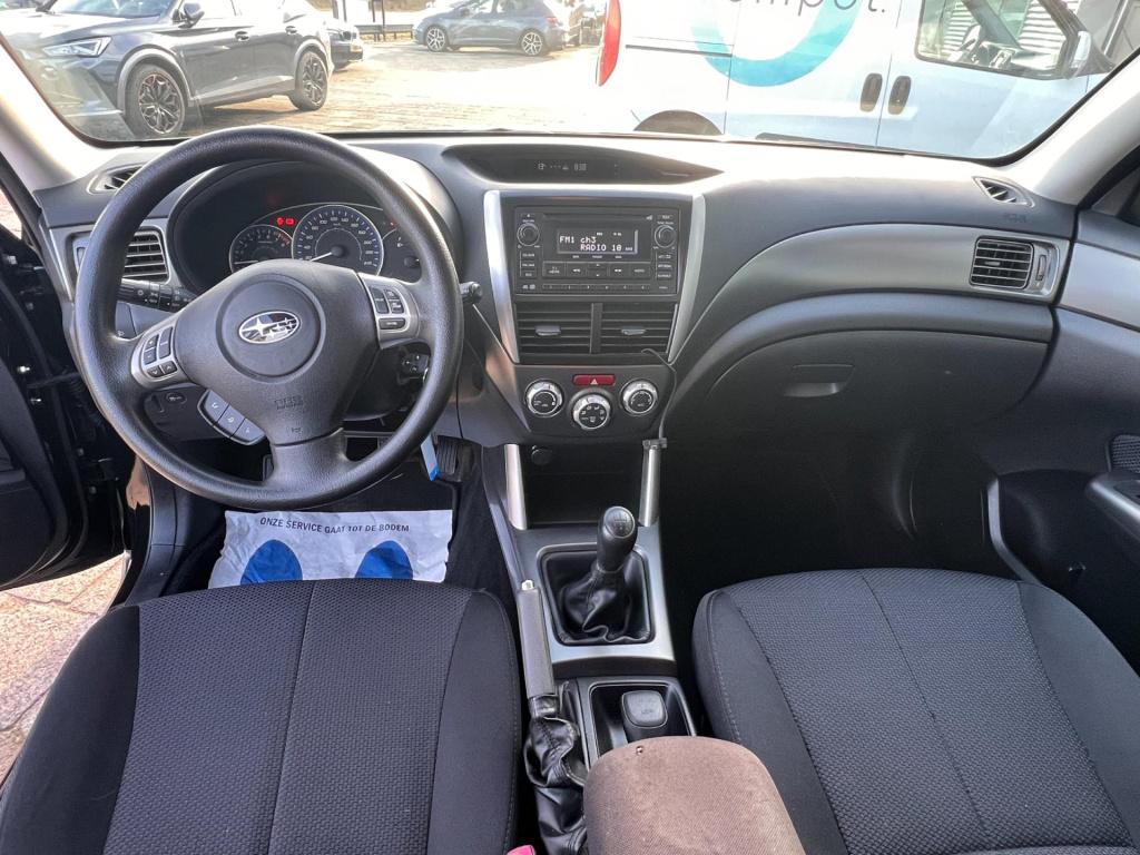 Subaru Forester 2.0 xs 40 year edition, panodak, trekhaak enz...