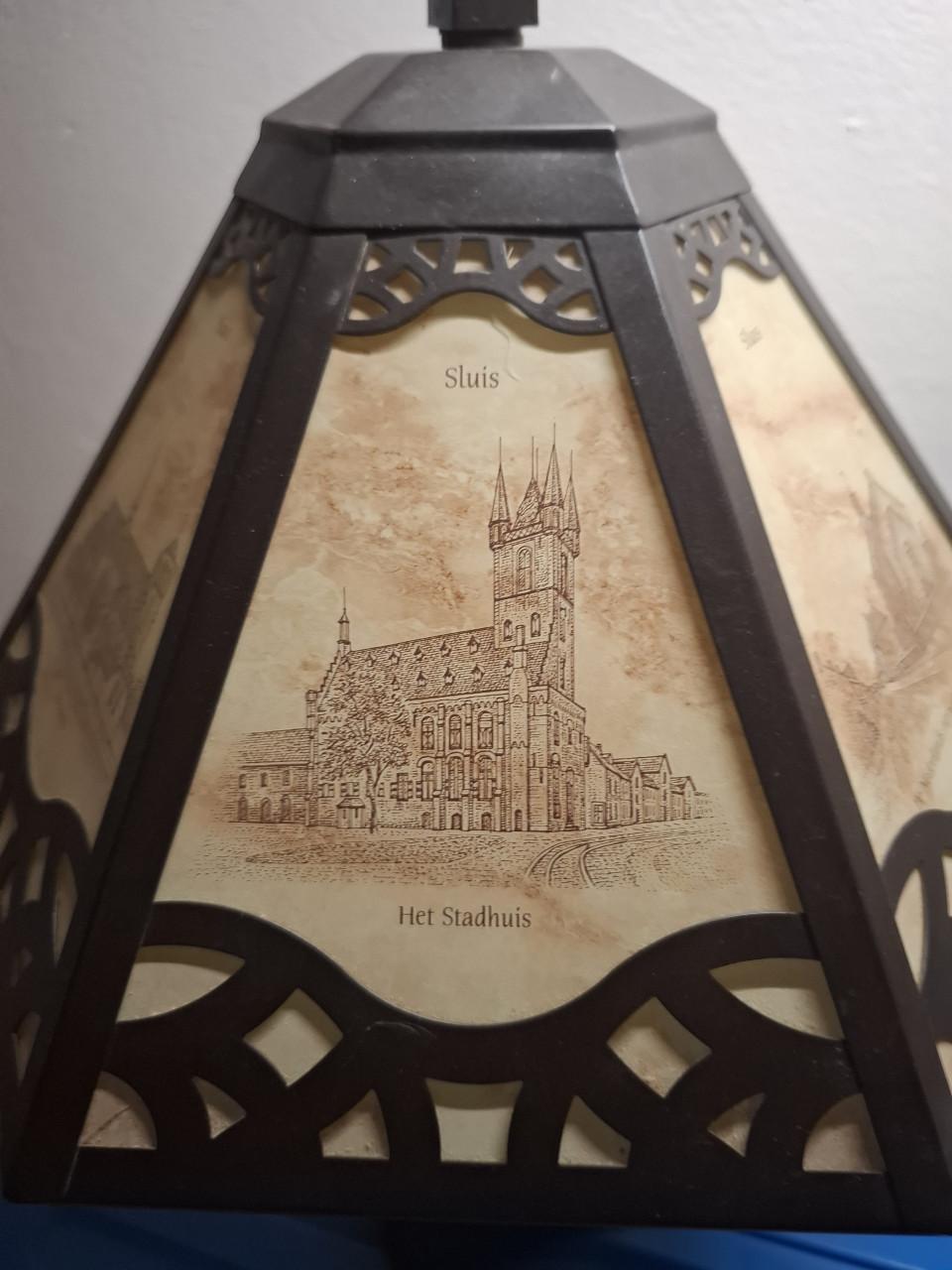 Lamp sluis