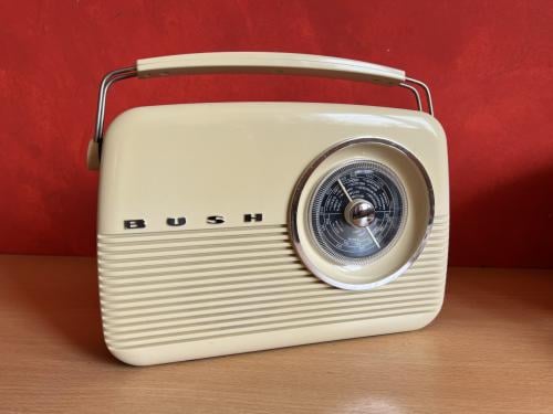 Bush transistorradio