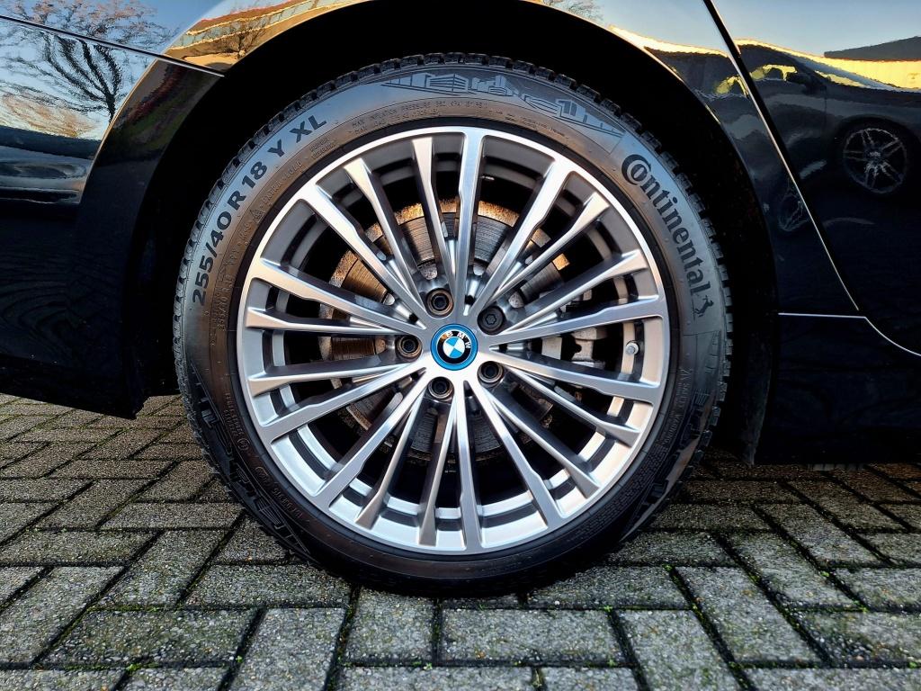 BMW 3-serie touring 320e business edition plus model sport line