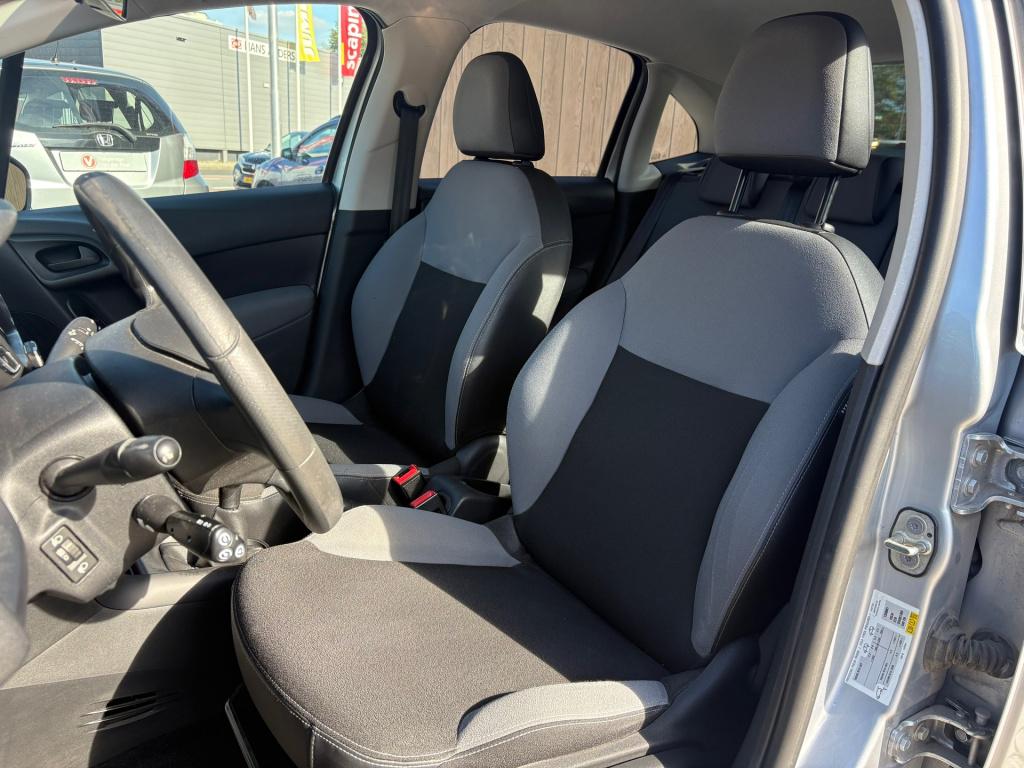 Citroen C3 1.0 vti attraction