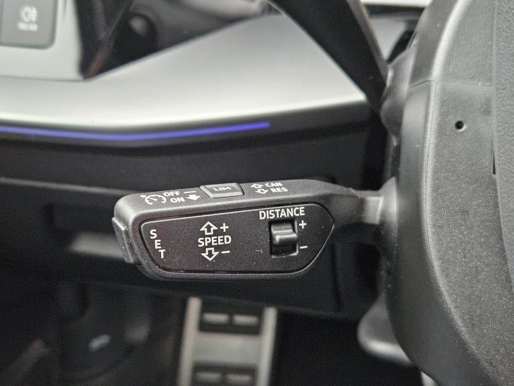 Audi A3 sportback 45 tfsi e s-line competition | b/o | memory