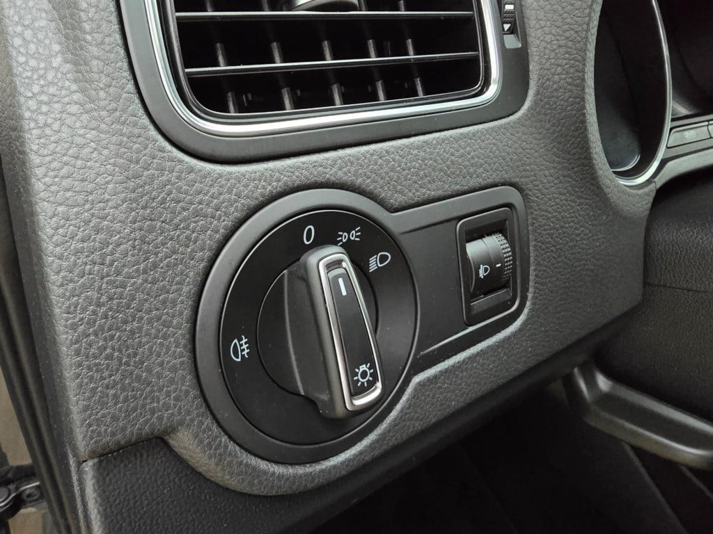 Volkswagen Polo occasion 1.2 tsi comfortline automaat | parkeersensoren | c