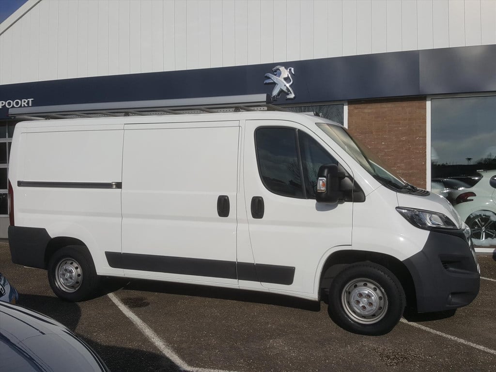 Peugeot Boxer gb 333 hdi-110pk xr profit+ l2h1 3-zits navi | kastinbouw | i