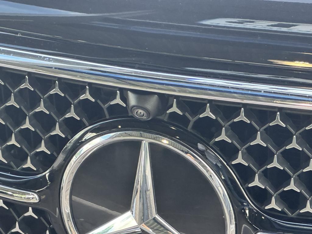 Mercedes-Benz E-Klasse 300 e amg line l panoramadak l 360 camera l head-up 