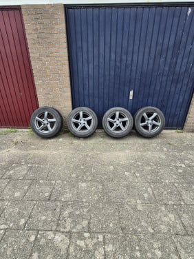 Advanti race velgen  15 inch 4* 100