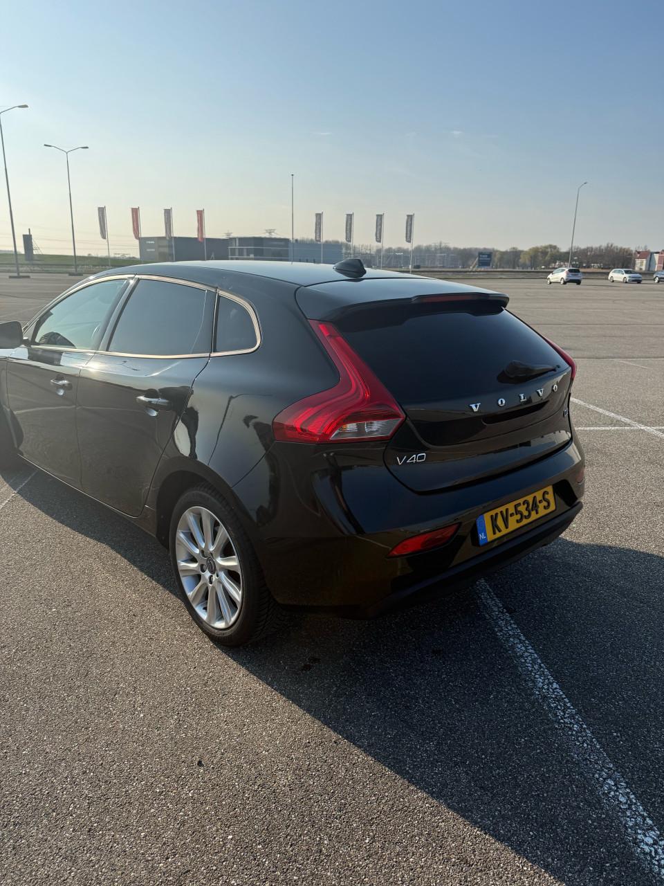 Volvo V40 2.0 D2
