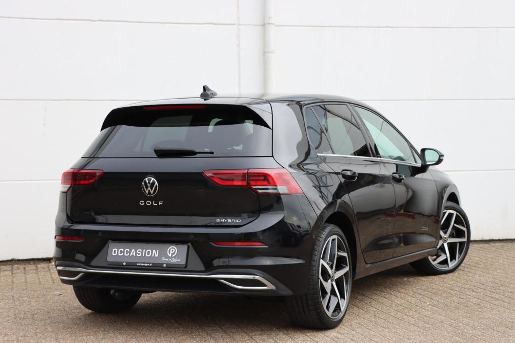Volkswagen Golf 1.4 ehybrid style 204pk dsg6 | soh 89,8% |