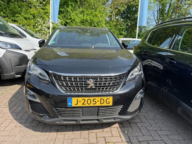 Peugeot 3008 bl. executive 1.2 pt-130pk (vol)automaat eat8 | trekhaak | nav