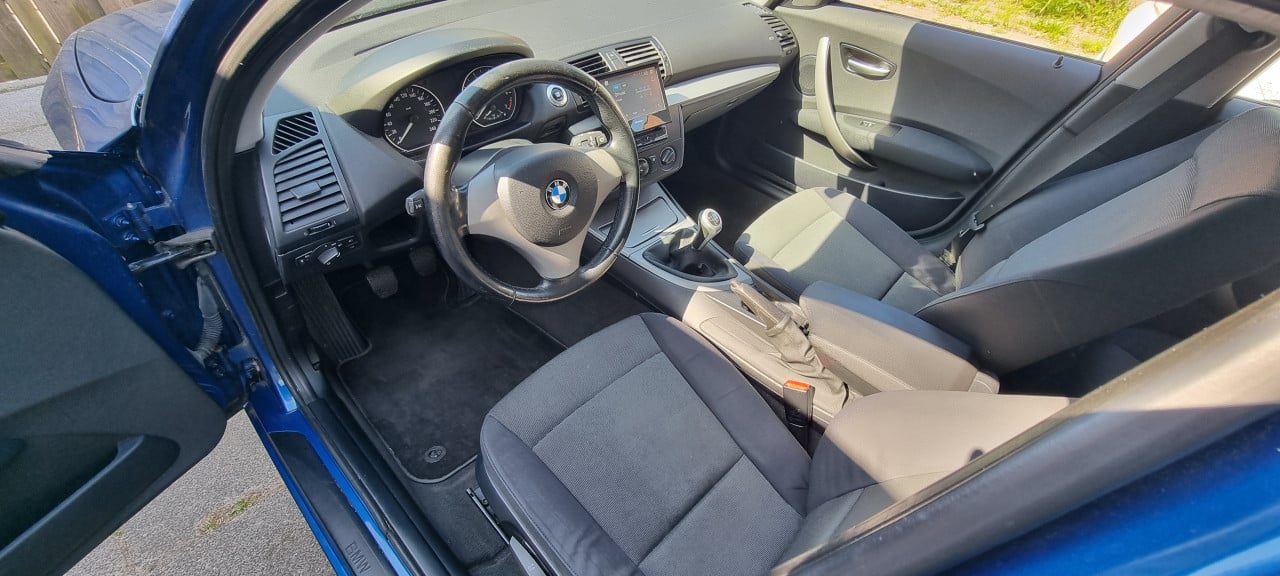 Bmw 118i 5Deurs 176Dkm android apple