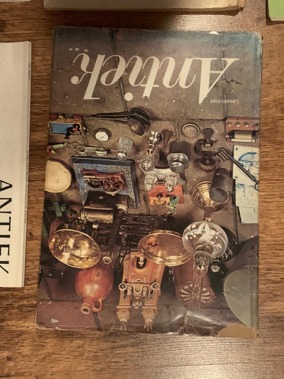 Te koop; boeken over antiek vintage verzamelen