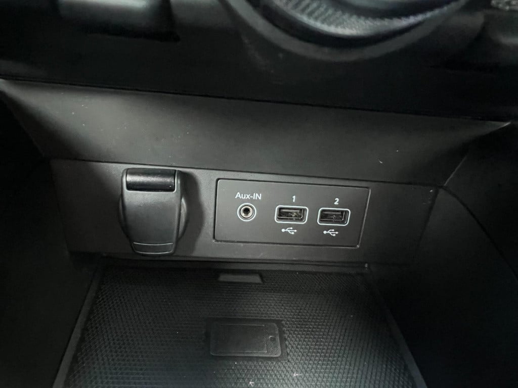 Renault Clio 1.3 tce full options