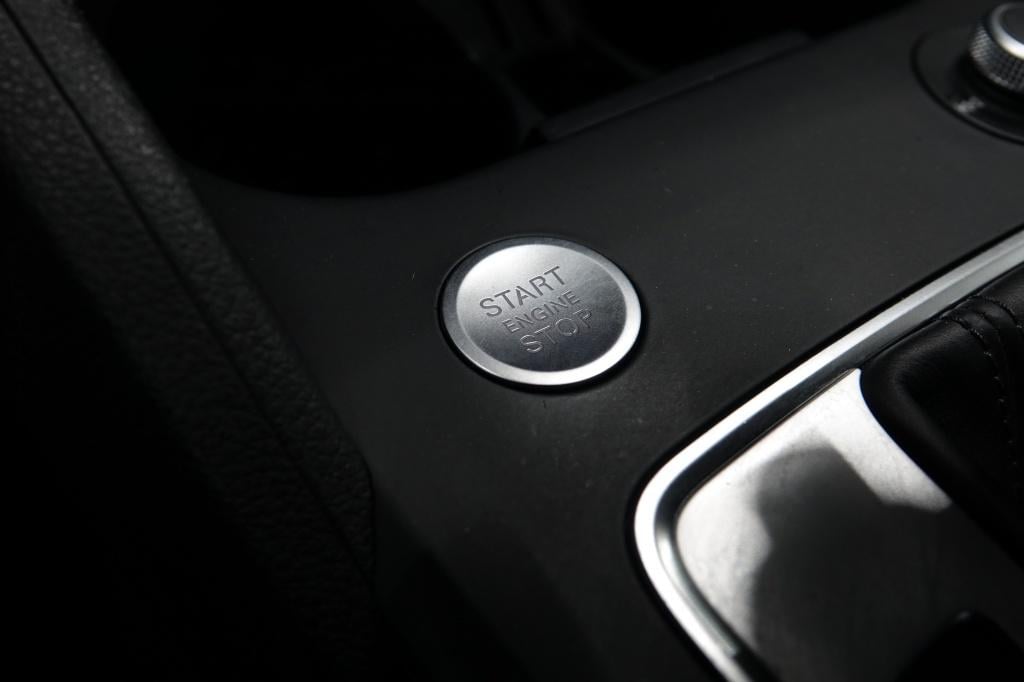 Audi Q2 1.5 tfsi | stoelverw. | trekhaak | camera | keyless |