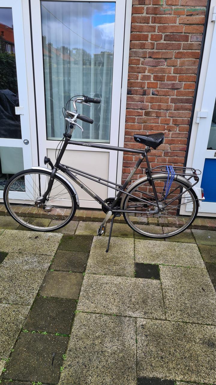 Heren fiets met 7 versnellingen-28 inch- Fr.maat 69cm-Nieuw slot