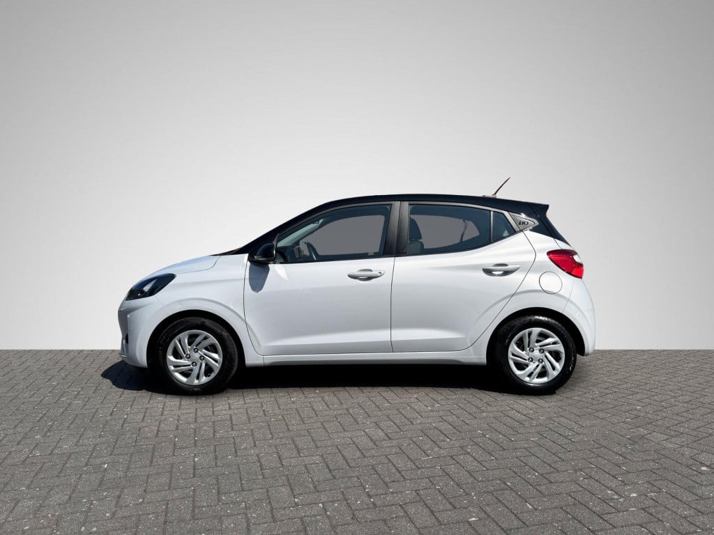 Hyundai I 10 1.0 comfort smart nieuw model! | two-tone lakkleur | navigatie