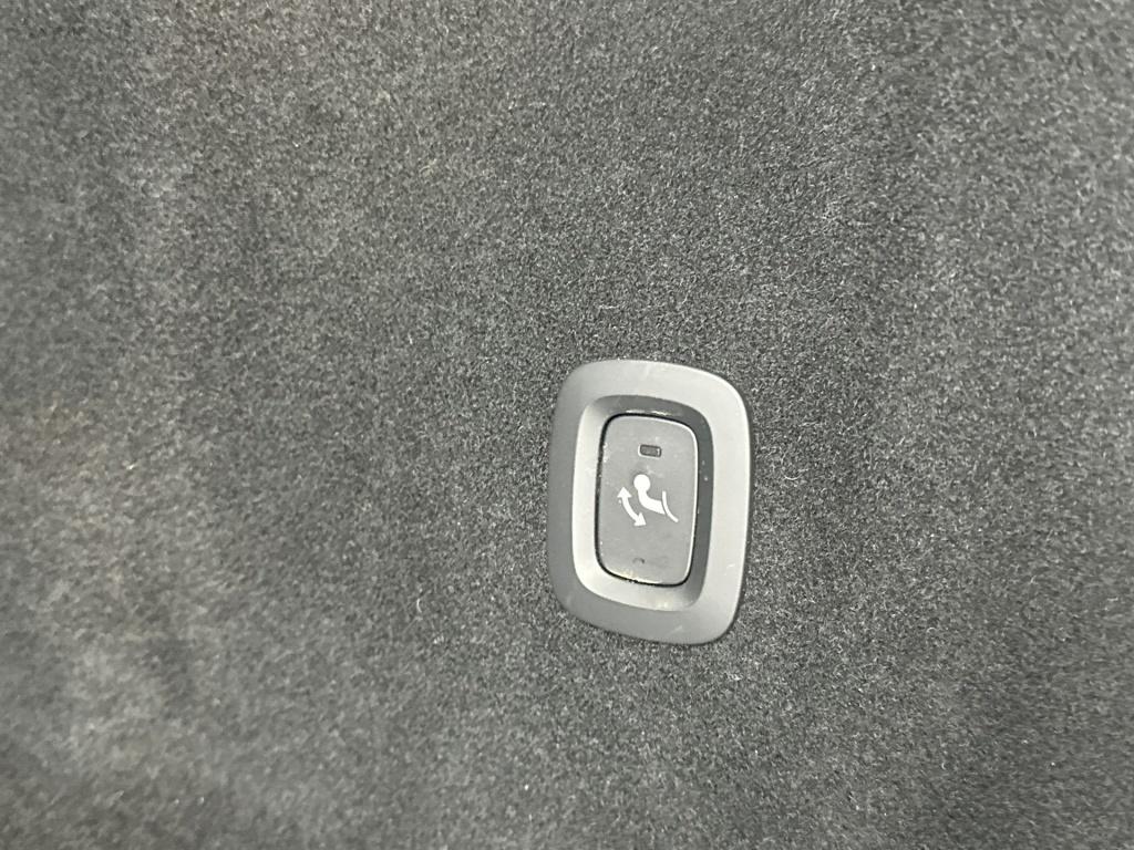 Volvo XC60 t6 398pk recharge bright| achteruitrijcamera| trekhaak| pano|