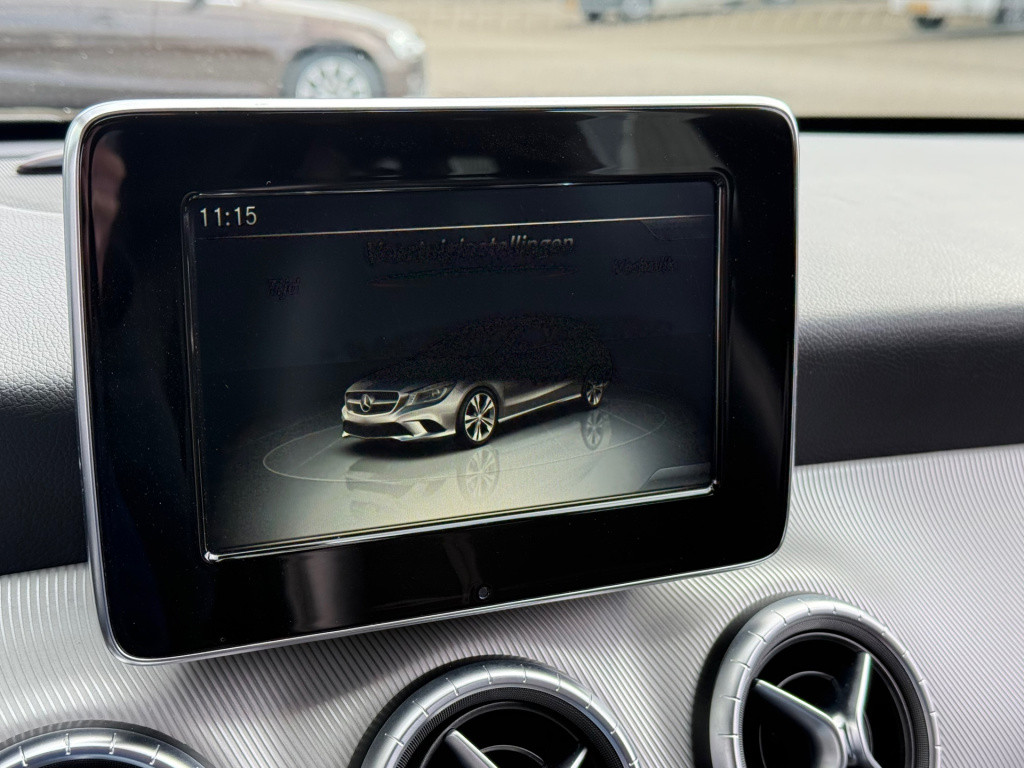 Mercedes-Benz Cla shooting brake 180 ambition