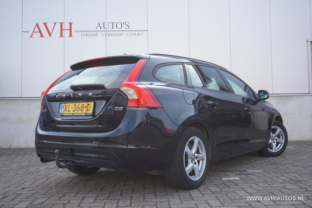 Volvo V60 1.6 d2 r-design