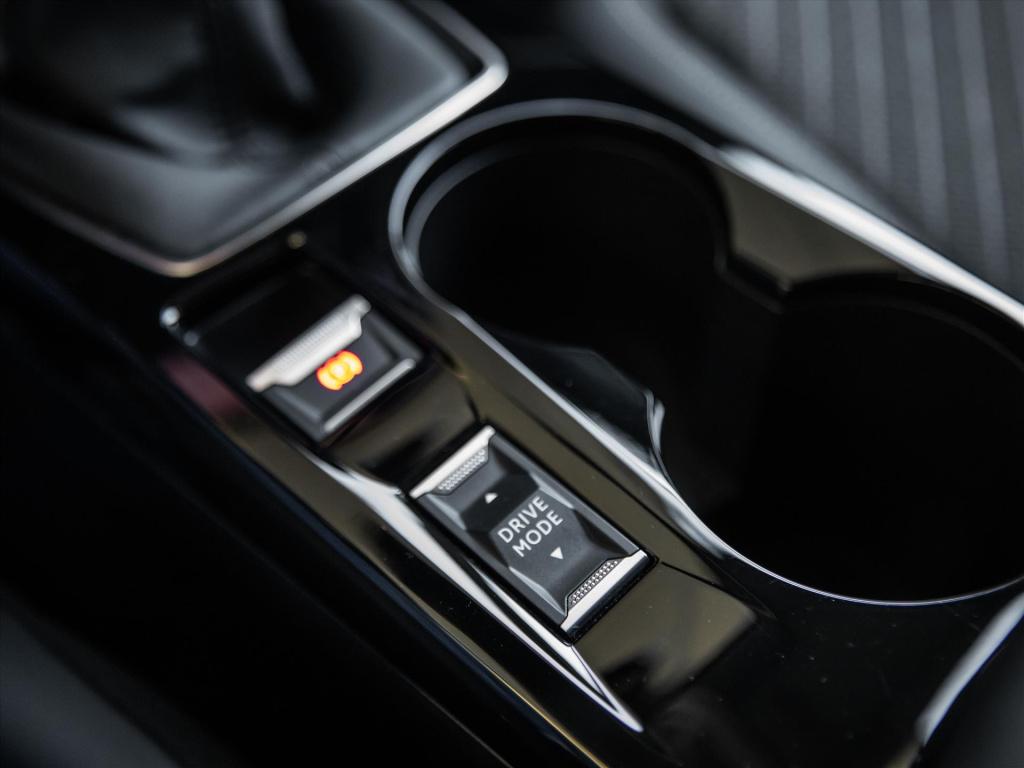 Peugeot 208 1.2 puretech 100pk allure | camera | navigatie | apple/android 