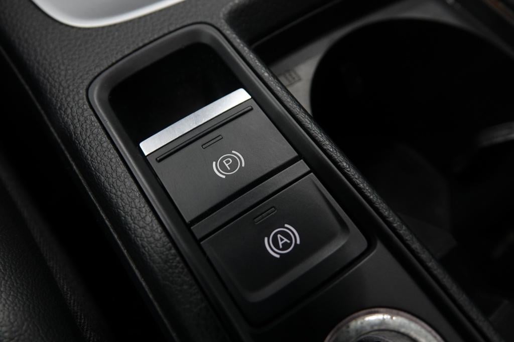 Audi Q3 35 tfsi s edition | pano | camera | stoelverw. |