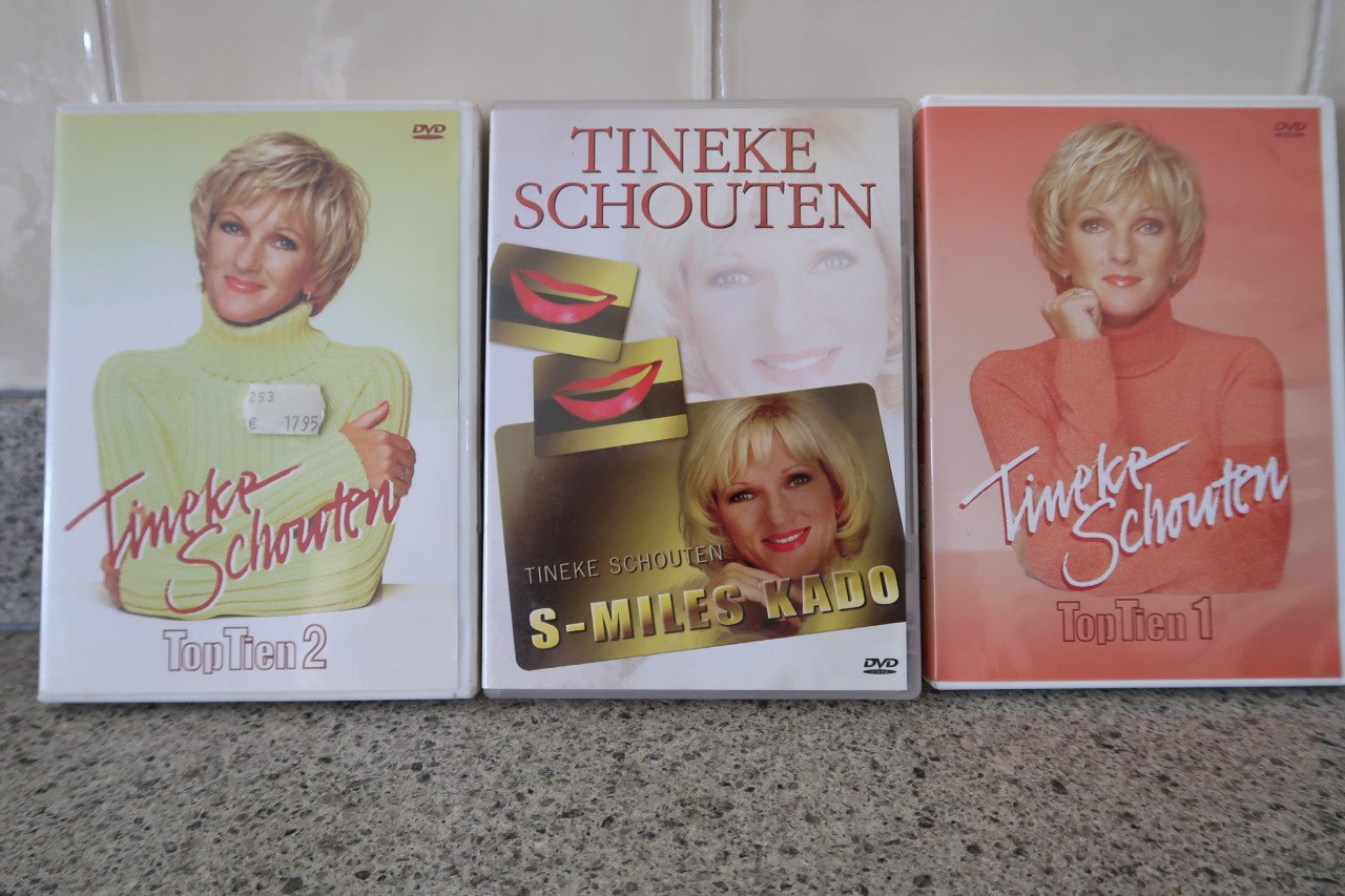 DVD' s (originele) voor €1,00 per stuk. Zijn op te halen in Westkapelle.