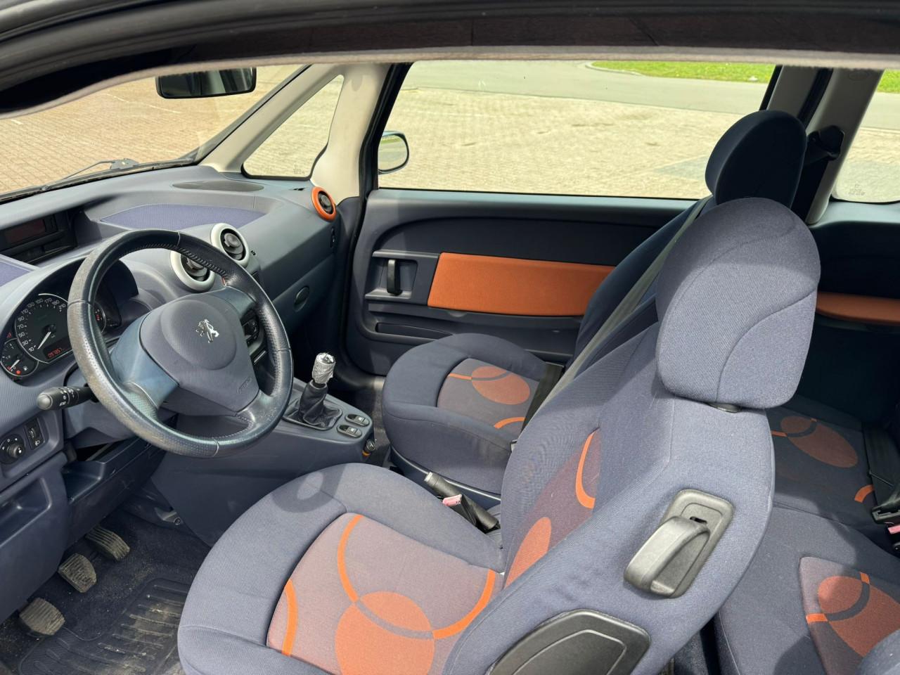 Peugeot  1007 bj 2005 1750 euro