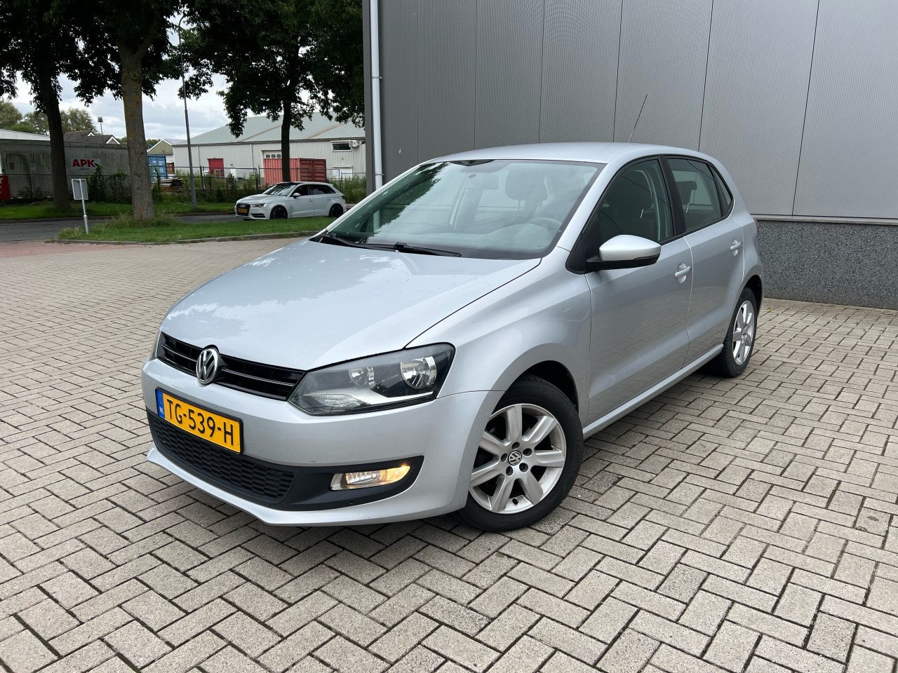 Volkswagen Polo 1.4-16V Highline Jaar Apk